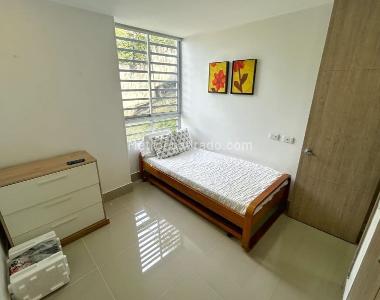 Apartamento de 3 alcobas en venta en Cristales, Cali, 78 m² · foto 9 de 13