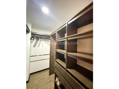 Apartamento de 3 alcobas en arriendo en El Poblado, Medellín, 170 m² · foto 19 de 20