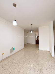 Casa de 5 alcobas en venta en San Fernando Nuevo, Cali, 282 m² · foto 2 de 20