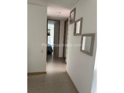 Apartamento de 3 alcobas en venta en Loma De Las Brujas, Envigado, 101 m² · foto 16 de 20