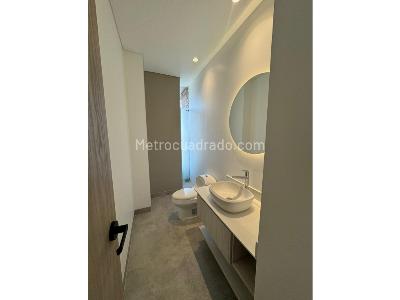 Apartamento en arriendo en El Poblado, Medellín · foto 16 de 18