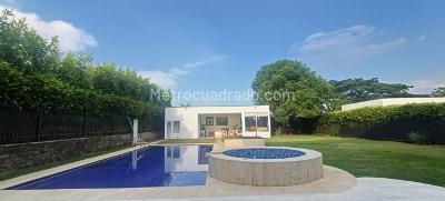 Casa de 5 alcobas en venta en Pance, Cali, 1159 m² · foto 2 de 20