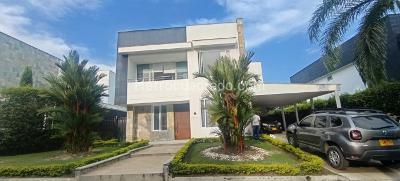 Casa de 5 alcobas en venta en Pance, Cali, 1159 m² · foto 3 de 20