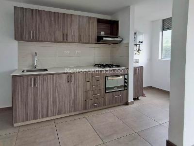 Apartamento en venta en Viviendas Del Sur, Itagüí · foto 3 de 11