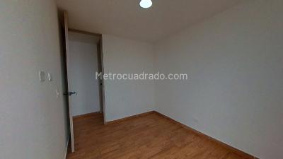 Apartamento de 2 alcobas en venta en Los Guaduales, Cali, 57 m² · foto 13 de 18