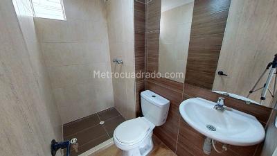 Apartamento de 2 alcobas en venta en Los Guaduales, Cali, 57 m² · foto 18 de 18