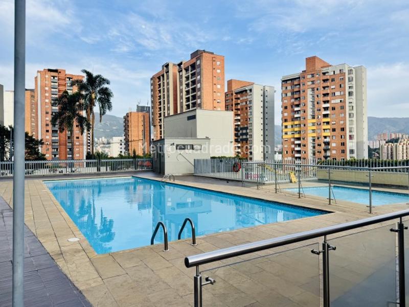2BR Apartment in Loma De Los Bernal (62 m²)