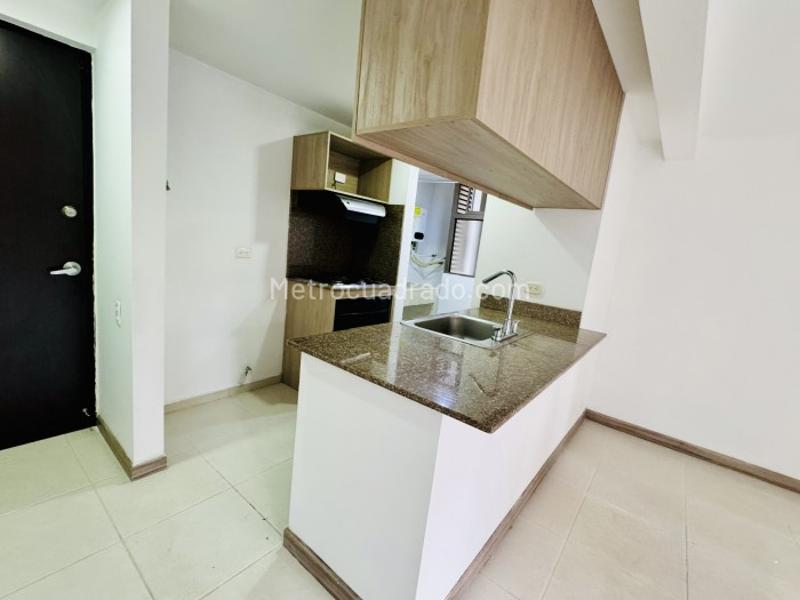 2BR Apartment in Loma De Los Bernal (62 m²) - 2
