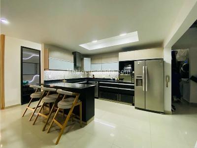Apartamento en venta en El Poblado, Medellín · foto 6 de 20