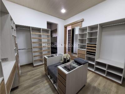 Casa de 4 alcobas en venta en Llanogrande, Rionegro, 1875 m² · foto 18 de 20