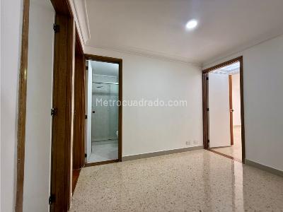 Casa en arriendo en Castropol, Medellín · foto 13 de 20