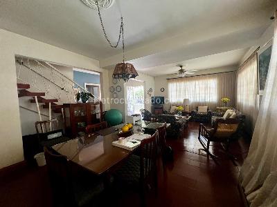 Casa de 5 alcobas en venta en San Fernando Nuevo, Cali, 256 m² · foto 12 de 20