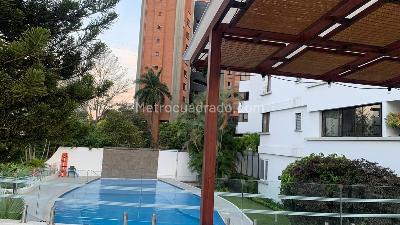 Apartamento de 2 alcobas en venta en Santa Teresita, Cali, 117 m² · foto 10 de 13