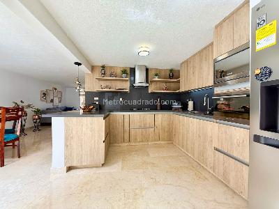 Casa de 3 alcobas en venta en La Mota, Medellín, 120 m² · foto 6 de 19