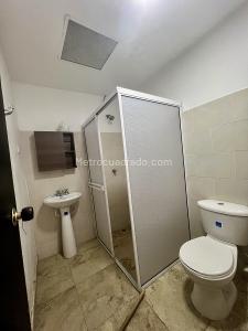 Casa de 5 alcobas en venta en San Fernando Viejo, Cali, 242 m² · foto 13 de 20