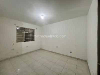 Casa de 5 alcobas en venta en San Fernando Viejo, Cali, 242 m² · foto 8 de 20