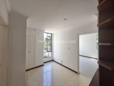 Apartamento en venta en Prados Del Norte, Cali · foto 12 de 19