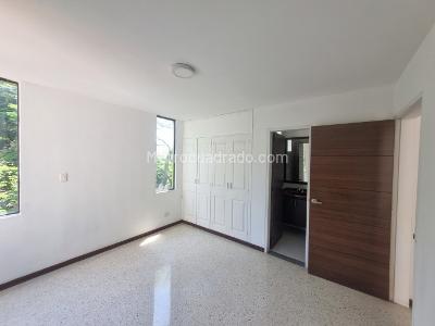 Apartamento en venta en Prados Del Norte, Cali · foto 14 de 19