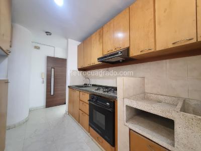 Apartamento en venta en Prados Del Norte, Cali · foto 8 de 19