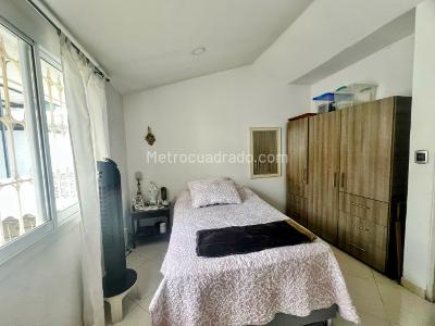 Casa de 4 alcobas en venta en Prados Del Norte, Cali, 143 m² · foto 18 de 20