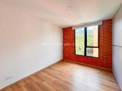 Apartamento en venta en Loma Del Barro, Envigado · foto 11 de 15