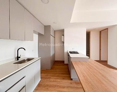 Apartamento en venta en Loma Del Barro, Envigado · foto 4 de 15