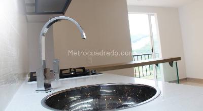 Apartamento de 2 alcobas en venta en Aguacatal, Cali, 55 m² · foto 3 de 13