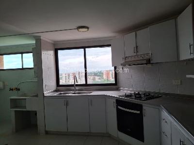 Apartamento de 4 alcobas en venta en Quintas De Don Simon, Cali, 168 m² · foto 7 de 20