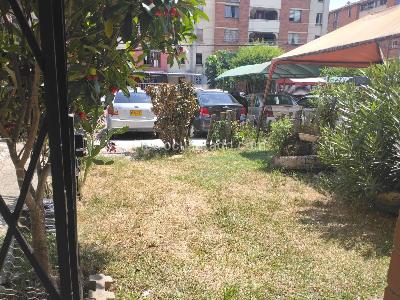 Apartamento de 3 alcobas en venta en Alcazares, Cali, 50 m² · foto 2 de 13