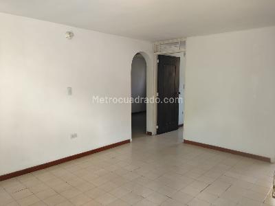 Apartamento de 3 alcobas en venta en Alcazares, Cali, 50 m² · foto 4 de 13