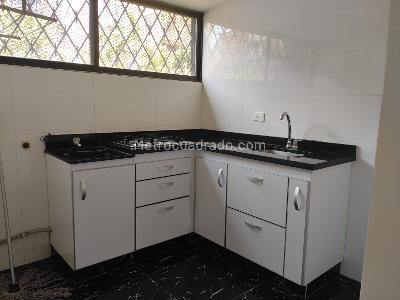 Apartamento de 3 alcobas en venta en Alcazares, Cali, 50 m² · foto 7 de 13
