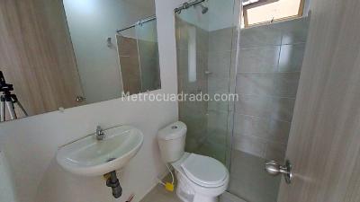Apartamento de 3 alcobas en venta en Ciudad Guabinas, Cali, 70 m² · foto 2 de 20