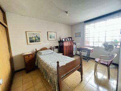 Casa de 5 alcobas en venta en Santa Isabel, Cali, 194 m² · foto 16 de 20