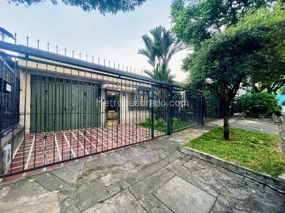 Casa de 5 alcobas en venta en Santa Isabel, Cali, 194 m² · foto 2 de 20