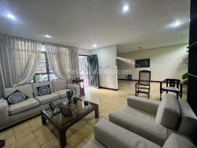 Casa de 5 alcobas en venta en Santa Isabel, Cali, 194 m² · foto 6 de 20