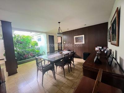 Casa de 5 alcobas en venta en Santa Isabel, Cali, 194 m² · foto 9 de 20