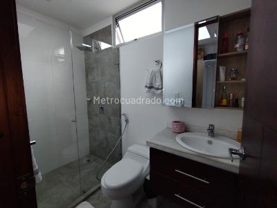 Casa de 4 alcobas en venta en Parcelaciones Pance, Cali, 241 m² · foto 19 de 20