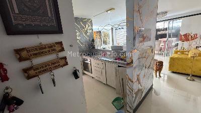 Apartamento en venta en Ciudad Jardin, Cali · foto 7 de 17