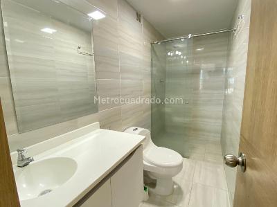 Apartamento de 4 alcobas en venta en Los Cambulos, Cali, 144 m² · foto 11 de 16