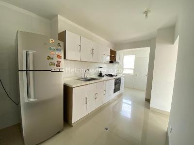 Apartamento de 4 alcobas en venta en Los Cambulos, Cali, 144 m² · foto 6 de 16