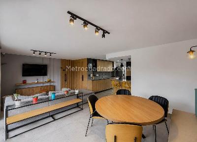 Apartamento de 3 alcobas en venta en Alejandria, Medellín, 101 m² · foto 3 de 16