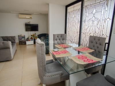 Apartamento de 3 alcobas en venta en Cristobal Colon, Cali, 67 m² · foto 2 de 11