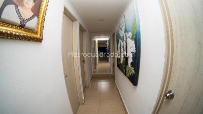 Apartamento de 3 alcobas en venta en Cristobal Colon, Cali, 67 m² · foto 5 de 11