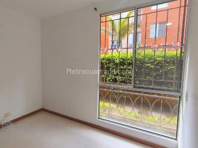 Apartamento de 3 alcobas en venta en La Hacienda, Cali, 57 m² · foto 3 de 14
