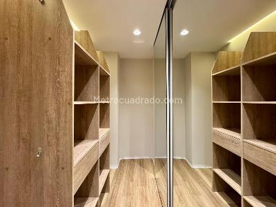 Apartamento en venta en Provenza, Medellín · foto 15 de 19