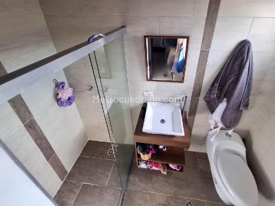 Apartamento de 3 alcobas en venta en Conquistadores, Medellín, 90 m² · foto 11 de 17