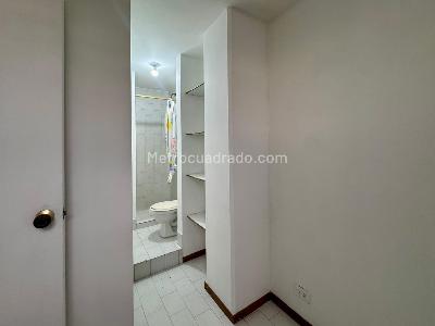Apartamento de 3 alcobas en venta en Castropol, Medellín, 95 m² · foto 12 de 20