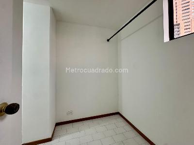 Apartamento de 3 alcobas en venta en Castropol, Medellín, 95 m² · foto 13 de 20