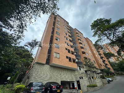 Apartamento de 3 alcobas en venta en Castropol, Medellín, 95 m² · foto 16 de 20