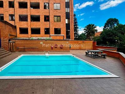 Apartamento de 3 alcobas en venta en Castropol, Medellín, 95 m² · foto 19 de 20
